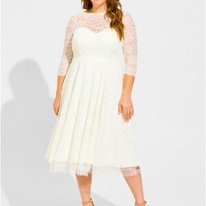 NWT Torrid Tea Length Lace Wedding Dress Ivory Size 18